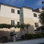 Apartments Maletic