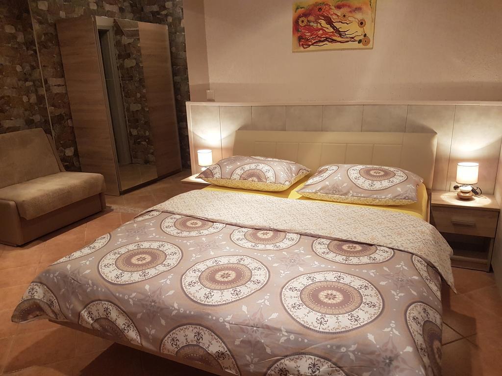 Apartma Maletic *