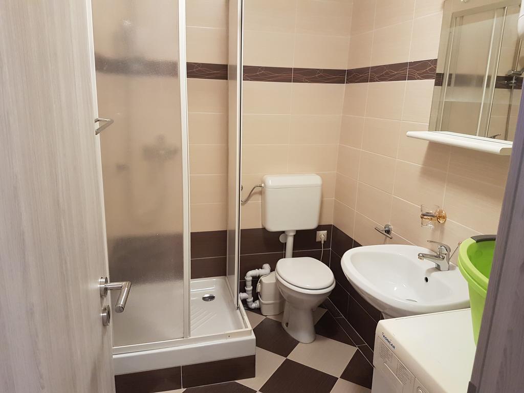 Apartma Maletic *