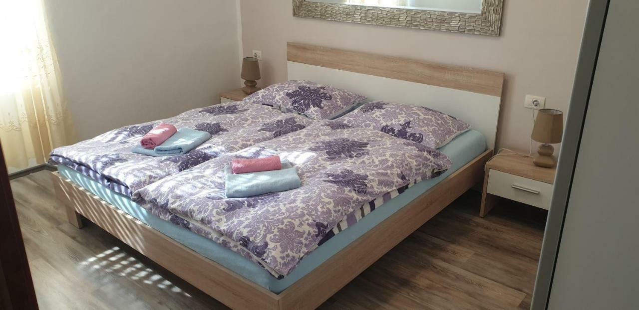 Apartma Maletic *